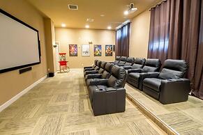 Lake View Getaway: Pool, Game Room, Theming!