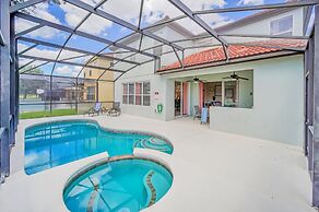 Lake View Getaway: Pool, Game Room, Theming!