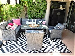 The Desert Pearl - Private Pool & Spa!