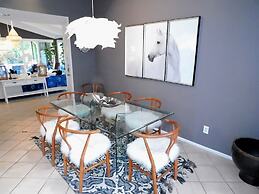 The Desert Pearl - Private Pool & Spa!