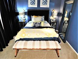 The Desert Pearl - Private Pool & Spa!