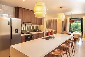 Canopy by Hilton Seychelles Resort