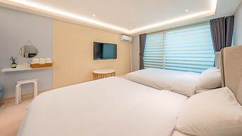 Donghae Badae Meomuleuda