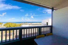 Donghae Badae Meomuleuda