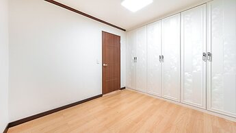 Donghae Badae Meomuleuda