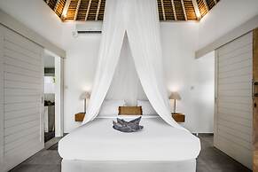Villa Nakal by Alfred in Bali