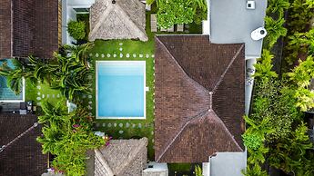 Villa Nakal by Alfred in Bali