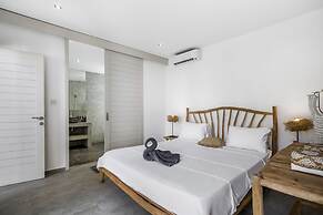 Villa Nakal by Alfred in Bali