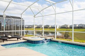 Wonderful 6bd 5bat w Golf Course Championsgate