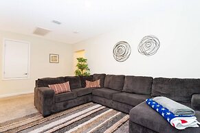 Wonderful 6bd 5bat w Golf Course Championsgate