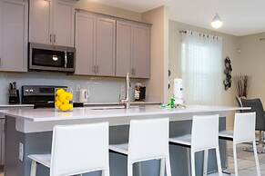 Wonderful 6bd 5bat w Golf Course Championsgate