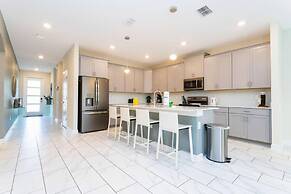 Wonderful 6bd 5bat w Golf Course Championsgate