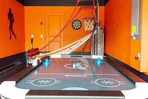 Wonderful 6bd 5bat w Golf Course Championsgate