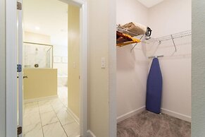 Wonderful 6bd 5bat w Golf Course Championsgate