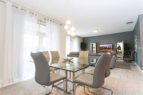 Wonderful 6bd 5bat w Golf Course Championsgate