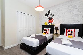 Wonderful 6bd 5bat w Golf Course Championsgate