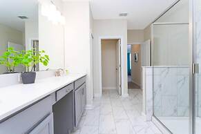 Wonderful 6bd 5bat w Golf Course Championsgate