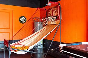 Wonderful 6bd 5bat w Golf Course Championsgate