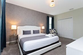 Wonderful 6bd 5bat w Golf Course Championsgate