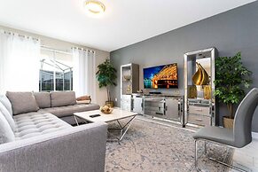 Wonderful 6bd 5bat w Golf Course Championsgate