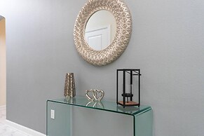 Wonderful 6bd 5bat w Golf Course Championsgate