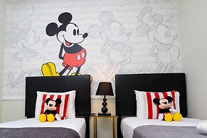 Wonderful 6bd 5bat w Golf Course Championsgate