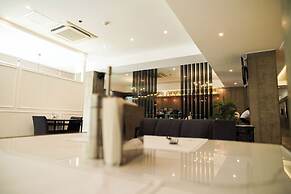 Sunday Hevea Hotel and Resort