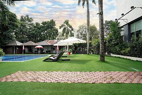 Sunday Hevea Hotel and Resort