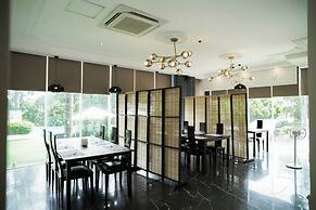 Sunday Hevea Hotel and Resort