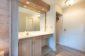 Stoneridge 3BR Standard Condo, sleeps 8! by RedAwning - Save 10% on 3 