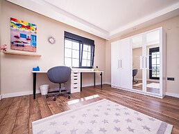 Lux Villa w Balcony Pool Sauna Garden in Antalya