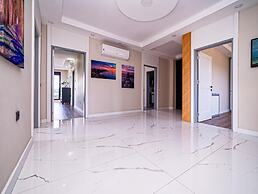 Lux Villa w Balcony Pool Sauna Garden in Antalya