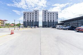 44 Residence And Resort