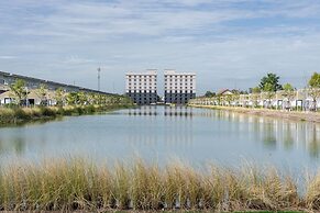 44 Residence And Resort