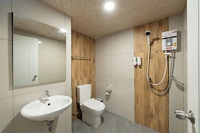 44 Residence And Resort