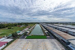 44 Residence And Resort