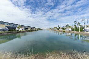 44 Residence And Resort