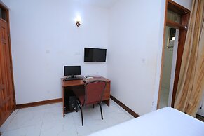 Frontiers Hotel & Lodges LTD