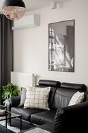 Apartment Dmowskiego by Renters Prestige