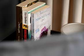 Apartment Dmowskiego by Renters Prestige