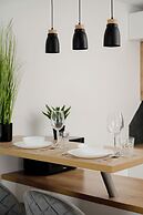 Apartment Dmowskiego by Renters Prestige