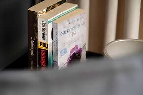 Apartment Dmowskiego by Renters Prestige