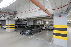 Apartment Dmowskiego by Renters Prestige