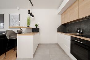 Apartment Dmowskiego by Renters Prestige