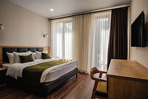 Akhaltsikhe Inn