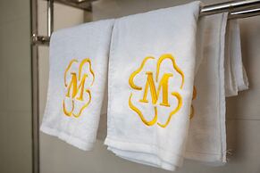 Madelise Adora Hotel