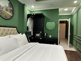 Madelise Adora Hotel