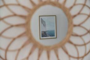 Blue Sky Apartment by Renters