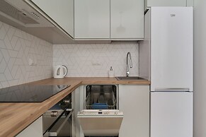 Blue Sky Apartment by Renters