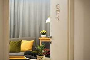 The Carmel House Apt hotel By Sea N Rent